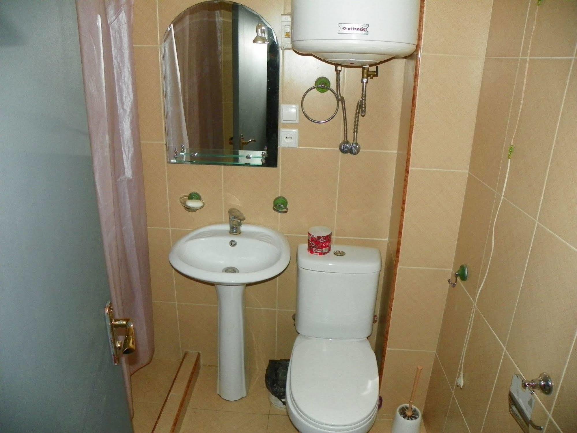לאגודחי Hereti Hotel מראה חיצוני תמונה